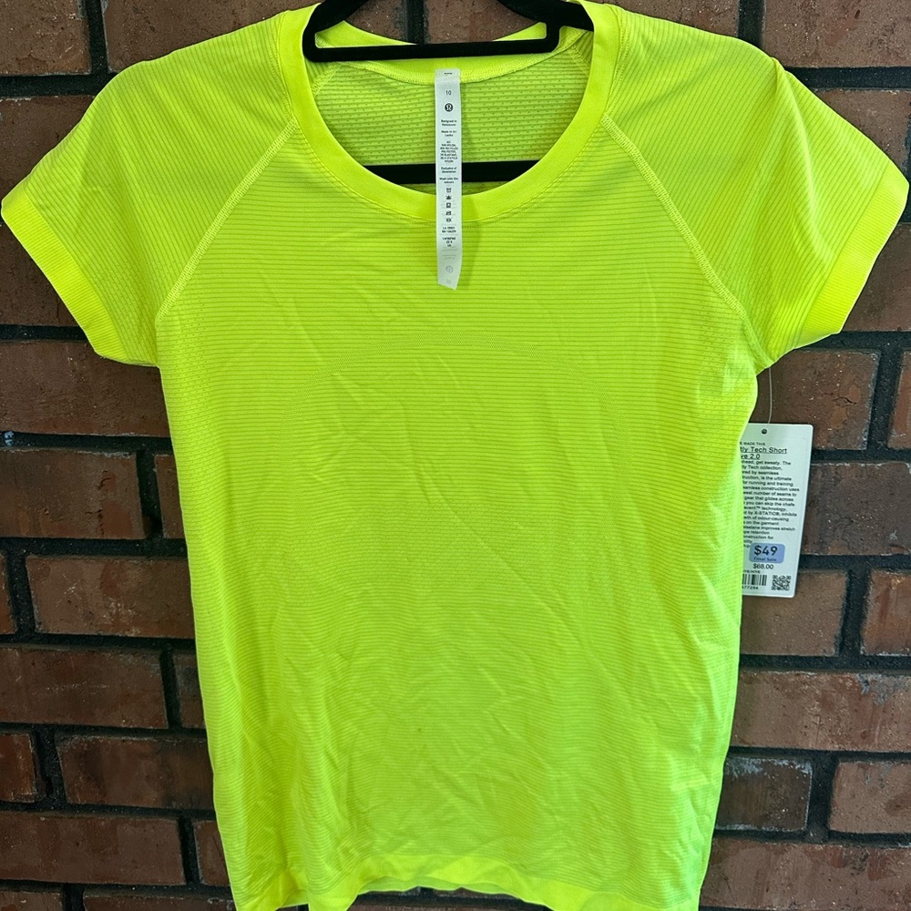 Lululemon Swiftly Top